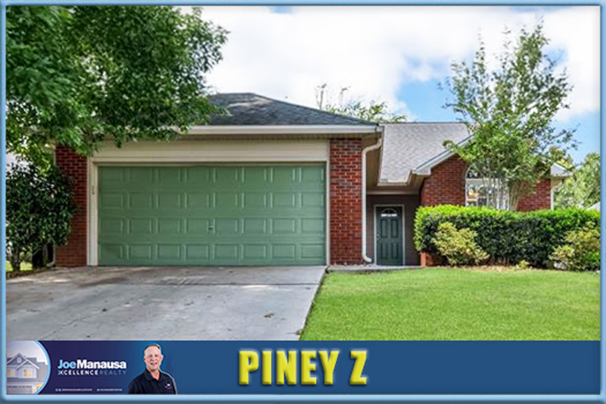Piney Z lies just off Apalachee Parkway in eastern Tallahassee and features late-1990s architecture. Most homes sit on lots under one-third acre yet still provide ample yard space for recreation.